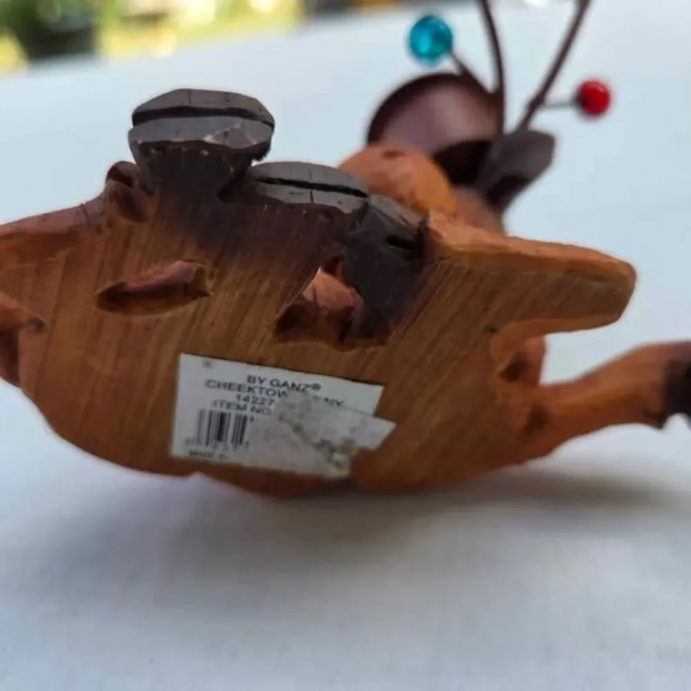 Deer with bulb antlers candle holder